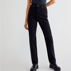 Levi's® Premium 70'S HIGH RISE SLIM STRAIGHT WOMEN'S JEANS